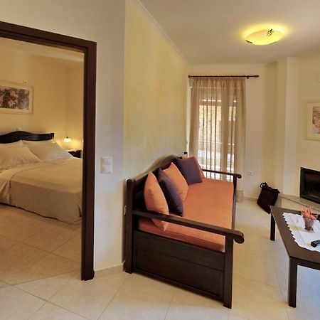 Dianthos Guesthouse Kyriaki Экстерьер фото